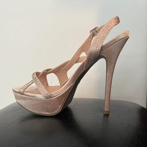 Beautiful Platform Rose Gold heels